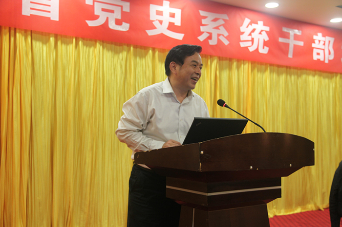 学员代表王良成发言